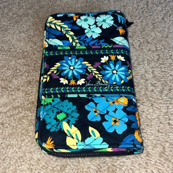 Vera Bradley Accordion Wallet Zip Around Clutch Midnight Blues Floral Pattern - Picture 1 of 6